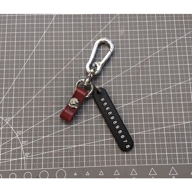 Móc khoá Ô tô chống rơi