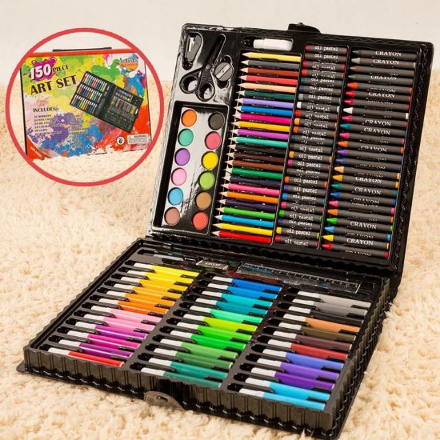 Bộ bút màu 150 chi tiết cho bé tô vẽ thỏa thích