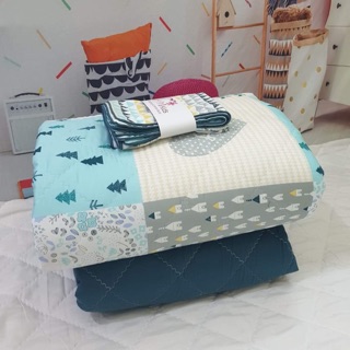 Set chăn ga gối chần bông họa tiết tim xanh