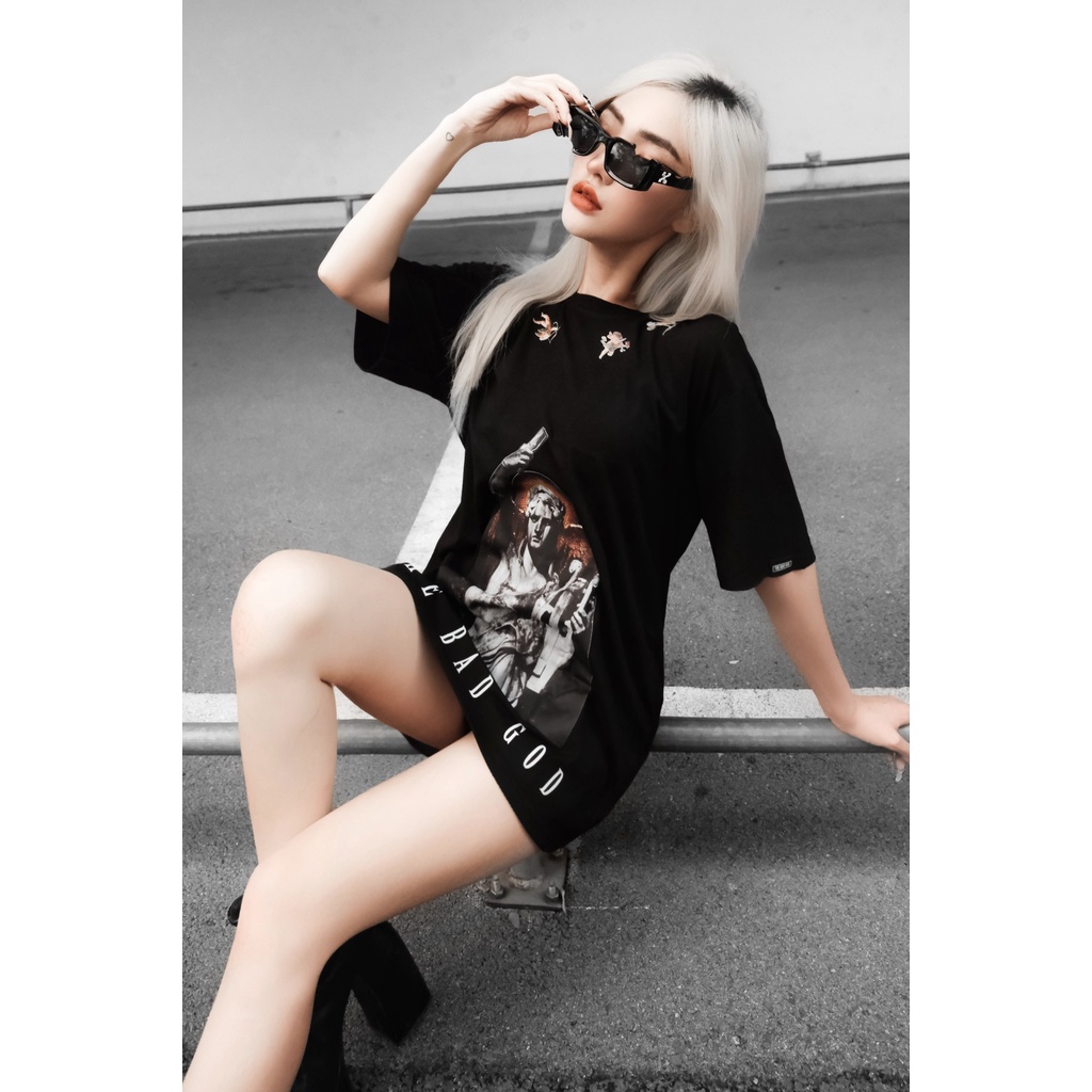 Áo thun tay lỡ The Bad God Father Angles tee
