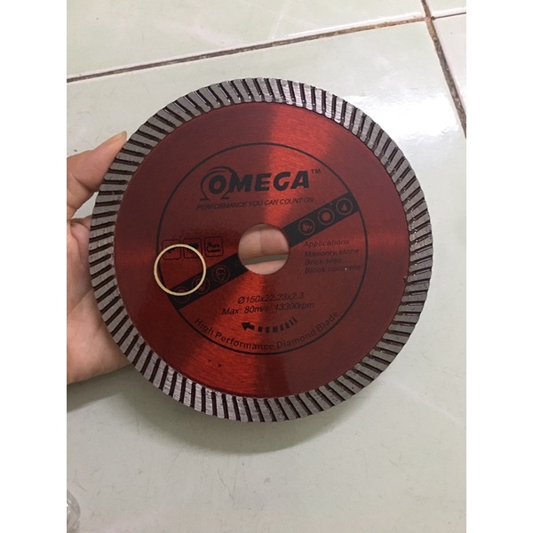 LƯỠI CẮT GẠCH, LƯỠI CẮT ĐÁ HOA CƯƠNG, LƯỠI CẮT BÊ TÔNG OMEGA 150MM
