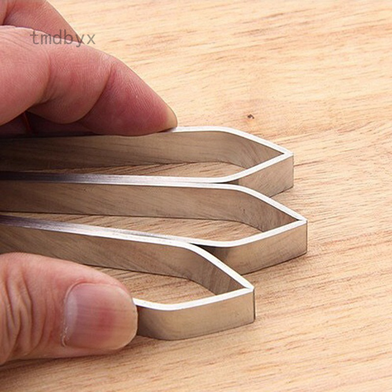 Nhíp gắp xương cá bằng thép không gỉ tiện dụng