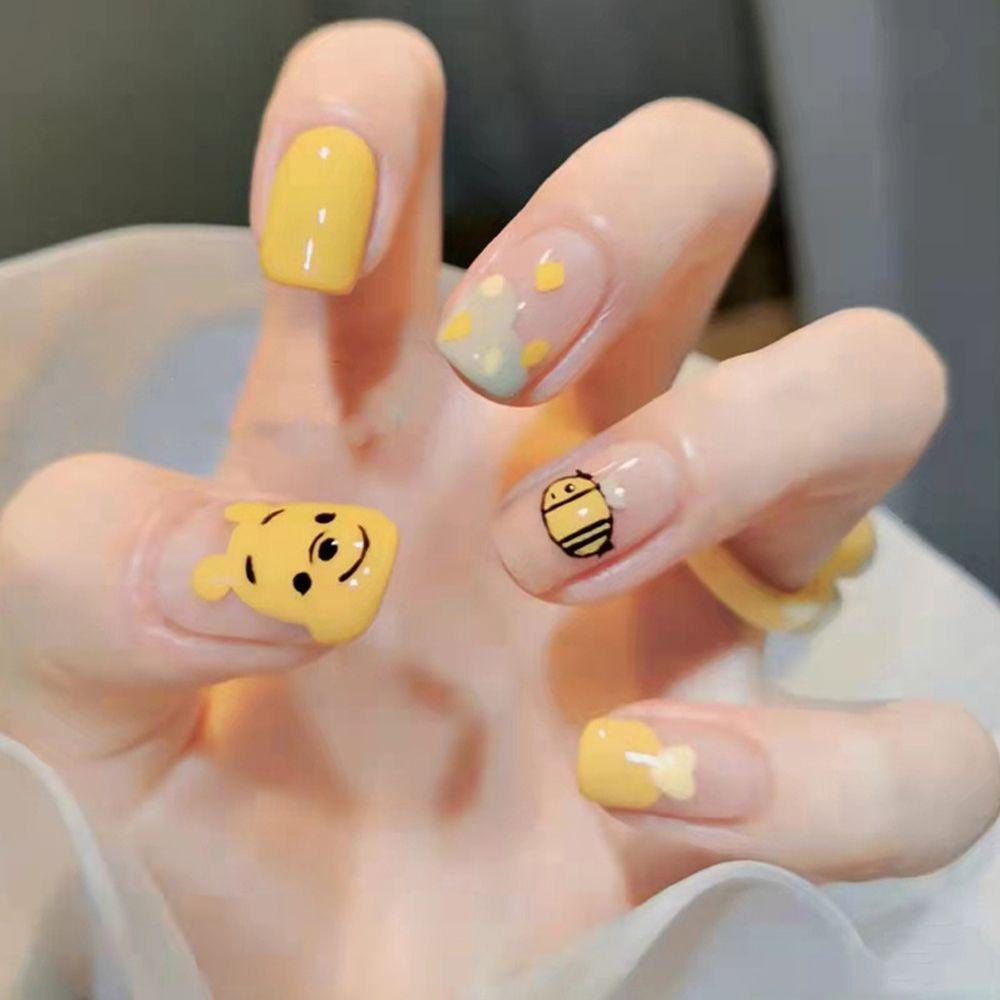 AROMA Bộ Móng Tay Giả Ngắn Họa Tiết Gấu Pooh Hoạt Hình Phong Cách Nhật Hàn