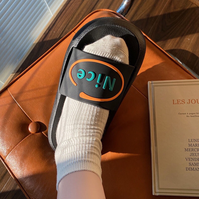 2022 new nice soft-soled mid-thick-soled slippers for feces comfortable home outdoor non-slip bottom couple slippers women