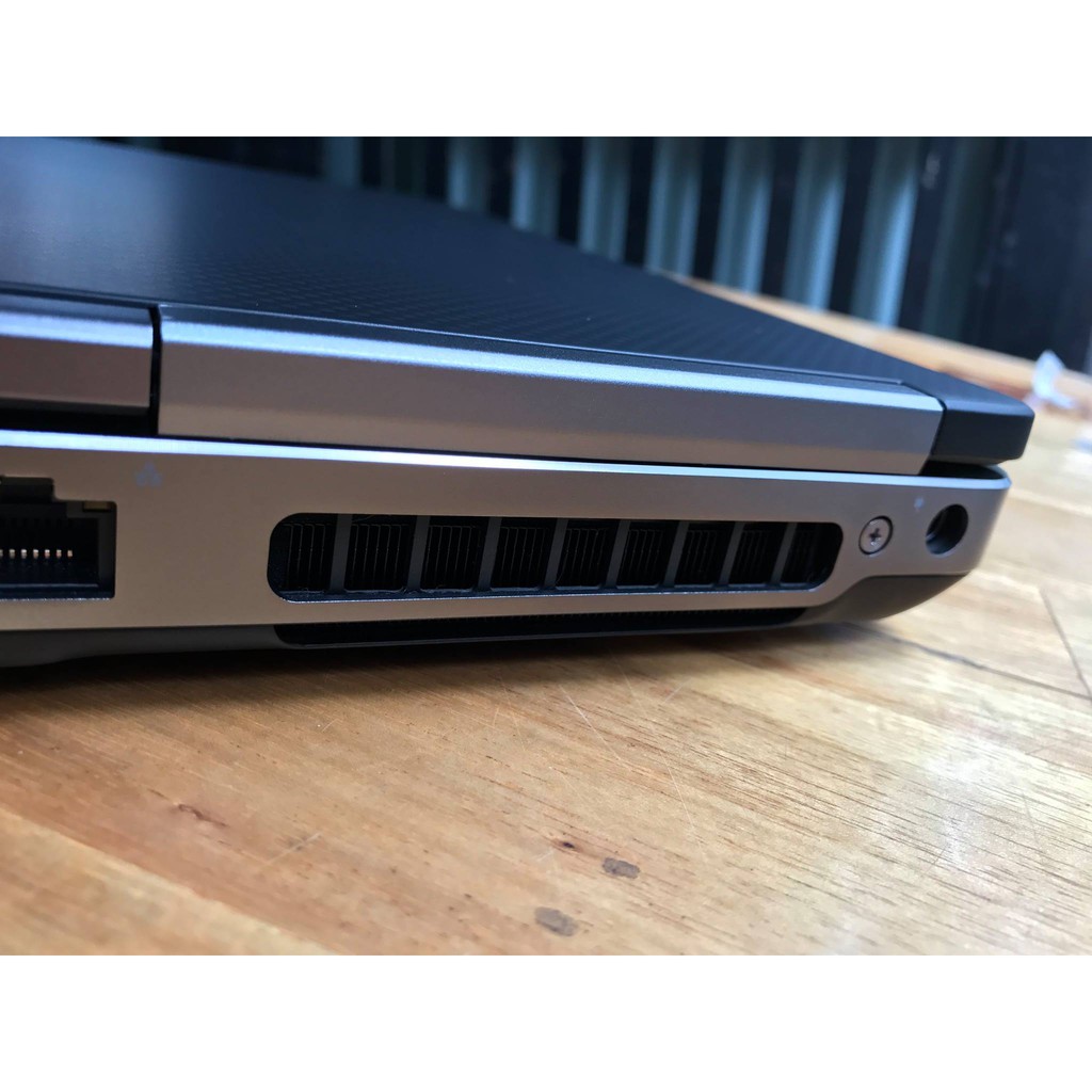 Laptop Dell Precision 7720, Xeon E3 1535M v6, 64G, 1T, P5000 16G, 17,3in, FHD | BigBuy360 - bigbuy360.vn