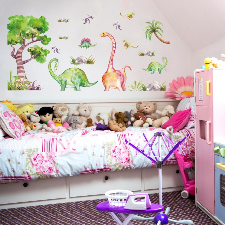 Decal dán tường Khủng long trên đồng cỏ sinh động