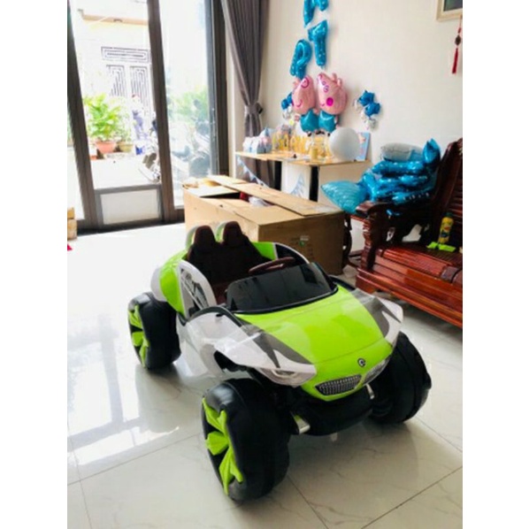 Ô tô điện tự lái và điều khiển từ xa siêu địa hình 4 động cơ XJL-688 ( được kiểm tra hàng trước khi lấy).