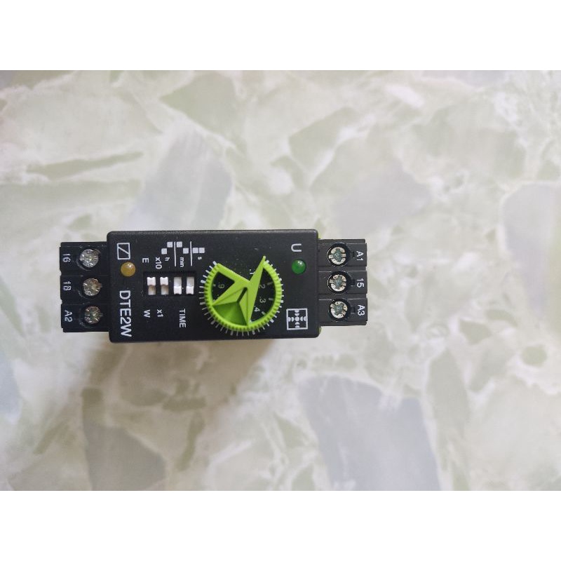 Timer relays DTE2W new 99%