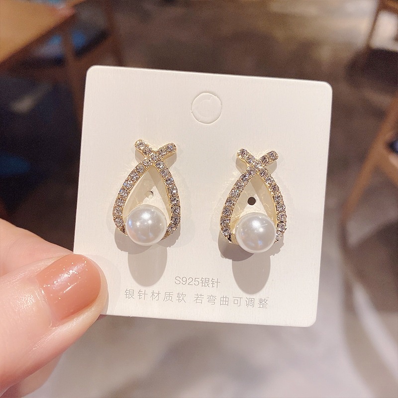 Khuyên Tai Ngọc Trai Đan Chéo Bằng Bạc Hàn Quốc Mới