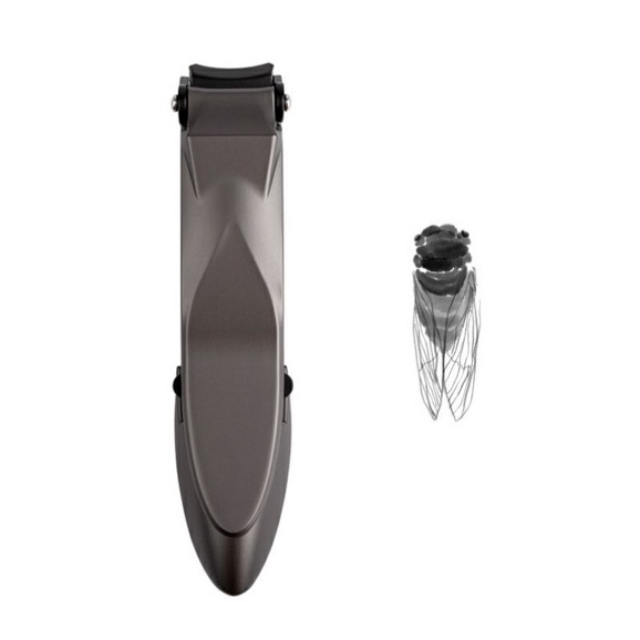 Bấm móng tay nguyên khối thép không gỉ có ngăn đựng móng và hộp