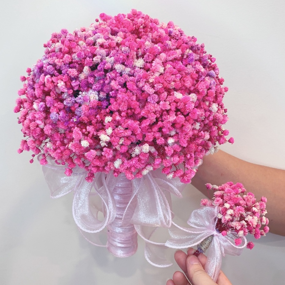 Hoa cưới bó hoa baby khô cầm tay cô dâu tông màu hồng phấn nhẹ nhàng (tặng kèm hoa cài áo chú rể)
