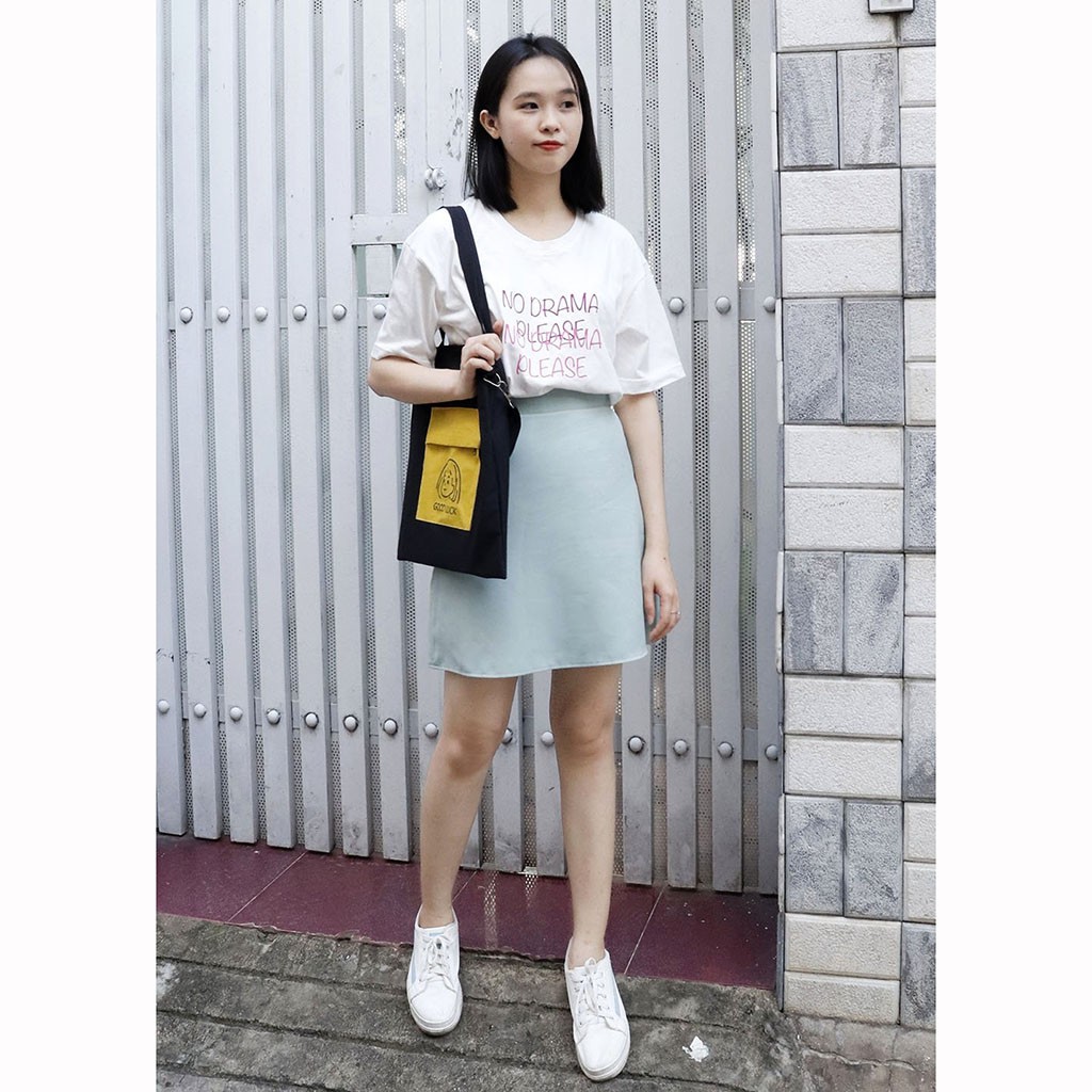 Chân váy trơn ngắn công sở Rolisa SR003