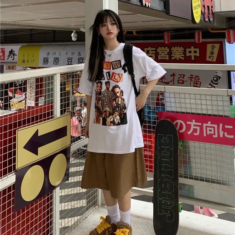 Áo thun tay ngắn cổ tròn dáng rộng in hình nhân vật retro thời trang unisex 77