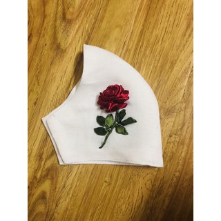 Set khẩu trang thêu ruy băng