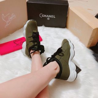 Giầy thể thao nữ phong cách Hàn Quốc