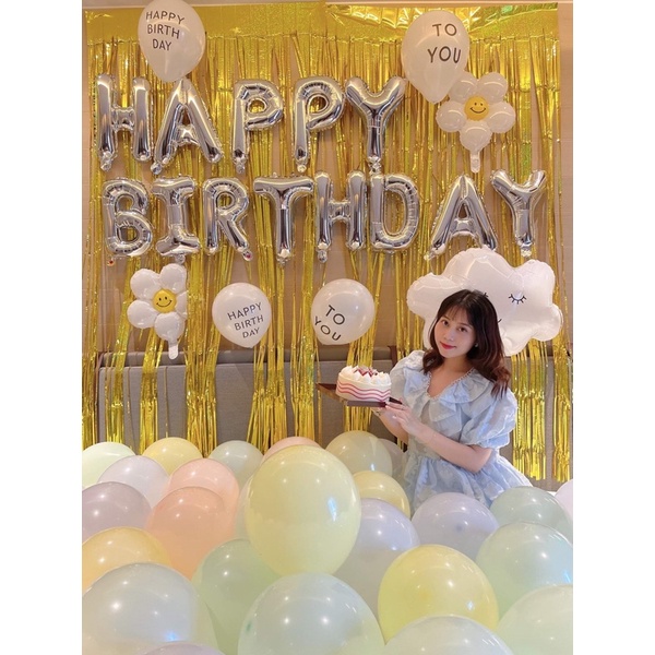 trang trí sinh nhật tại khách sạn cho nhóm bạn đi du lịch