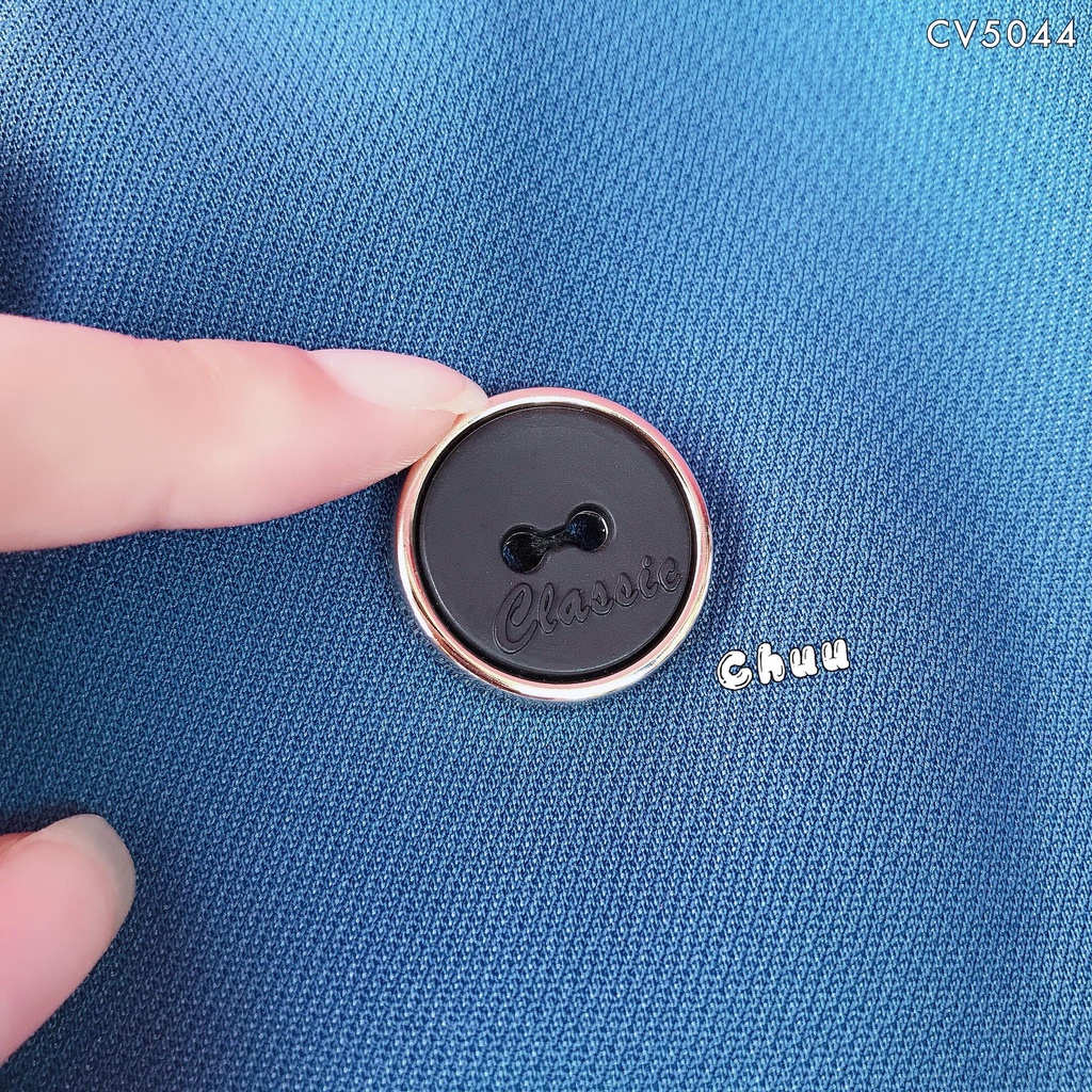 Chân váy công sở dáng chữ A đính 8 nút CHUU CV5044