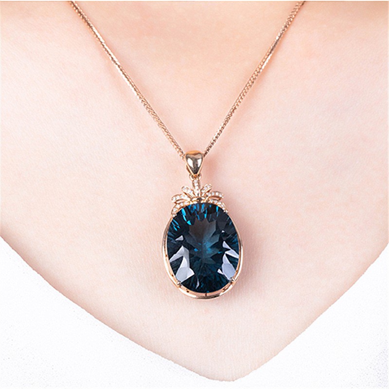 Mặt Dây Chuyền Hình Cây Dừa Đính Đá Topaz Xanh