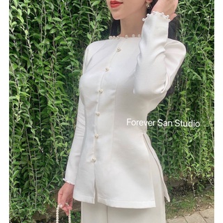 Bộ bà ba trắng