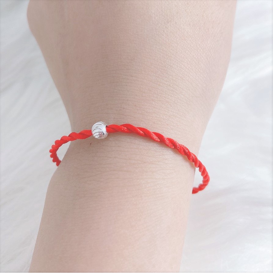 Vòng tay chỉ đỏ mix bi bạc mang lại may mắn và bình an - Trang sức bạc Evasilver