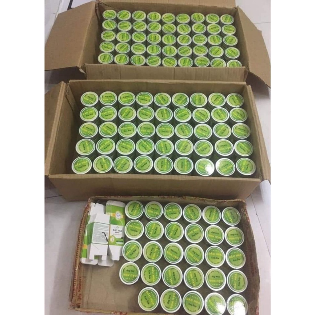 Dầu nga xoa bóp loại 100gr cho người b..ị xương khớp