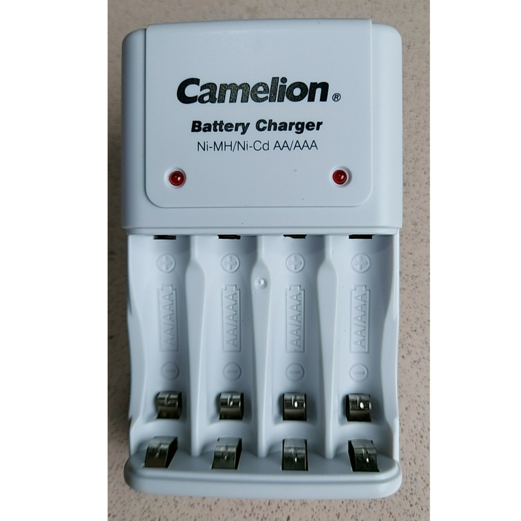 Bộ sạc Pin tiểu Camelion BC-1010B  AA ( 2A ) và AAA ( 3A )  Pin AA Sạc 2700mah  chính hãng.