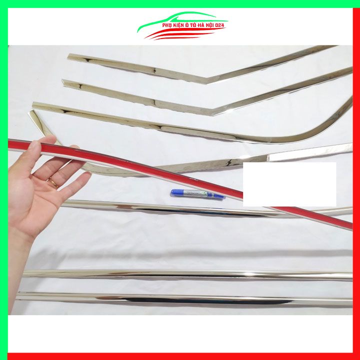 Bộ nẹp viền chân kính cong kínhCreta 2022-2024 Inox sáng bóng chuẩn form xe