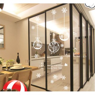 Decal trang trí Noel - Rèm dây trái châu tinh tế