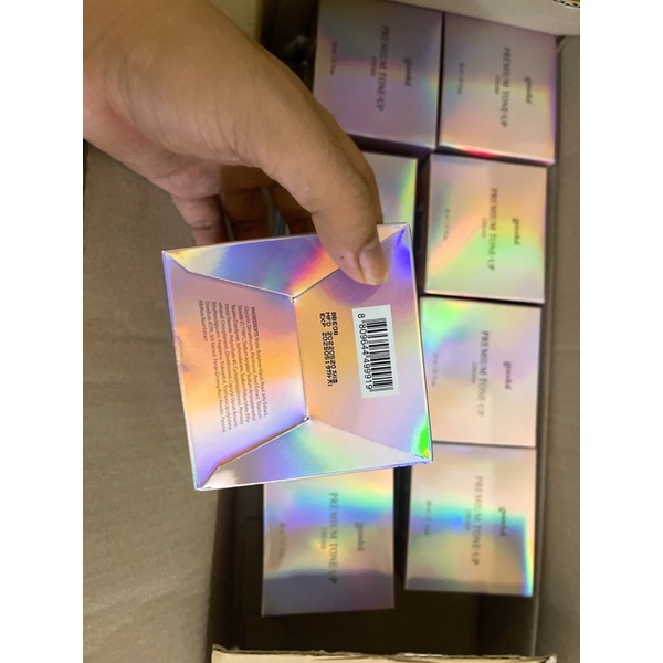 Kem Dưỡng Trắng Da Và Nâng Tone Da Tức Thì Goodal Premium Snail Tone-Up Cream 30ml