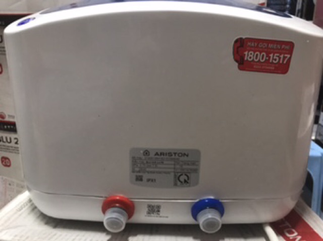 Bình nóng lạnh Ariston 15 lít