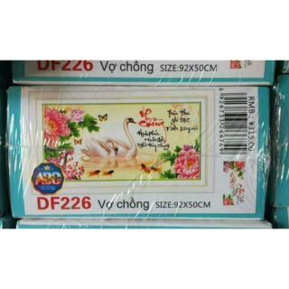 Tranh vợ chồng đính đá
