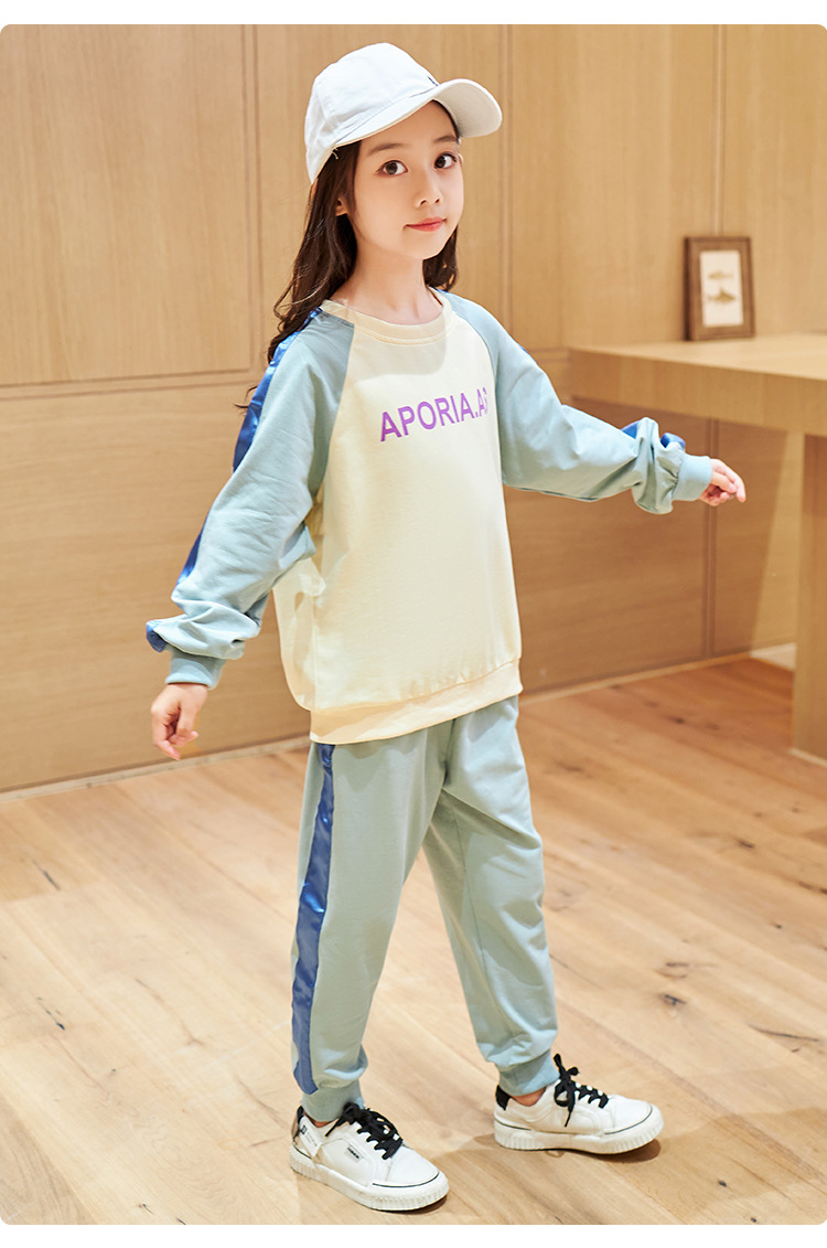 Set Đồ Thể Thao Dài Tay Phong Cách Hàn Quốc 2021 Cho Bé Gái