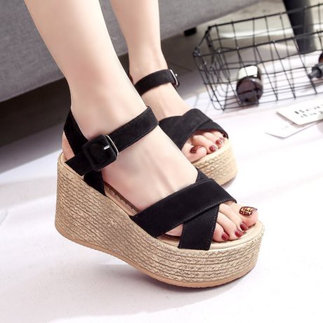 NN xuồng 7p sandal quai X lộn