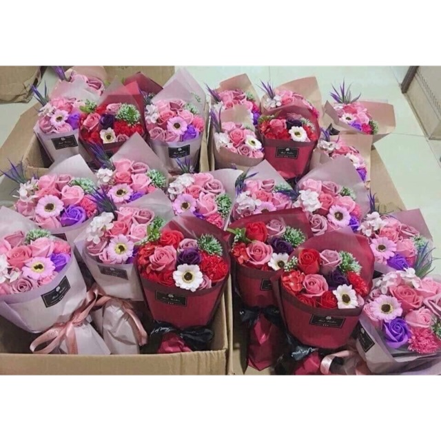 Hoa hồng sáp thơm bó 11 bông ~Tình yêu Vĩnh cửu +++—-Làm quà 20/10 và 20/11 ạ