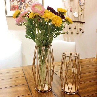 Bình hoa bằng kim loại sang trọng phong cách Bắc Âu