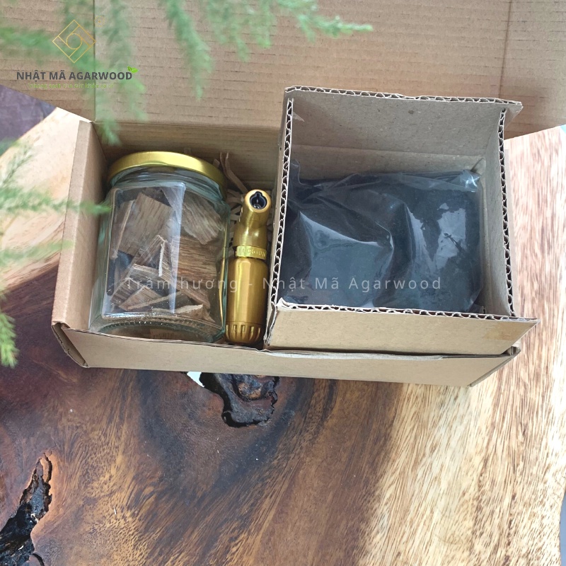 Bộ sản phẩm Trầm hương, trầm miếng (tuyển chọn) - Mã 2605 - Lọ 10gram | Nhật Mã Agarwood
