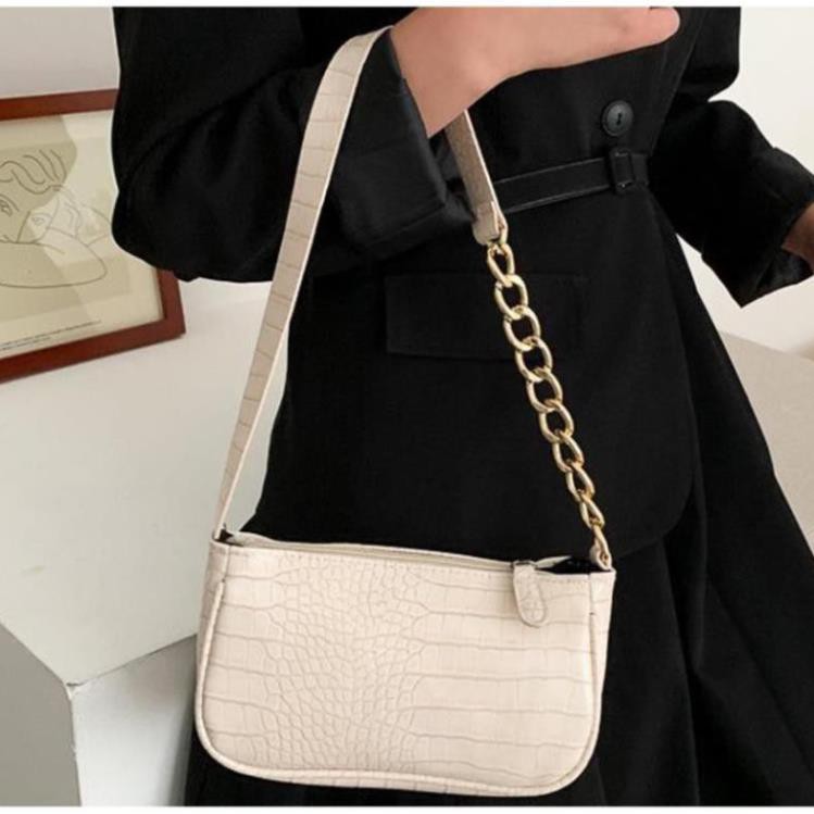 👛ẢNH SHOP CHỤP👛 Túi kẹp nách vân cá sấu phối xích vàng BH 434 | BigBuy360 - bigbuy360.vn