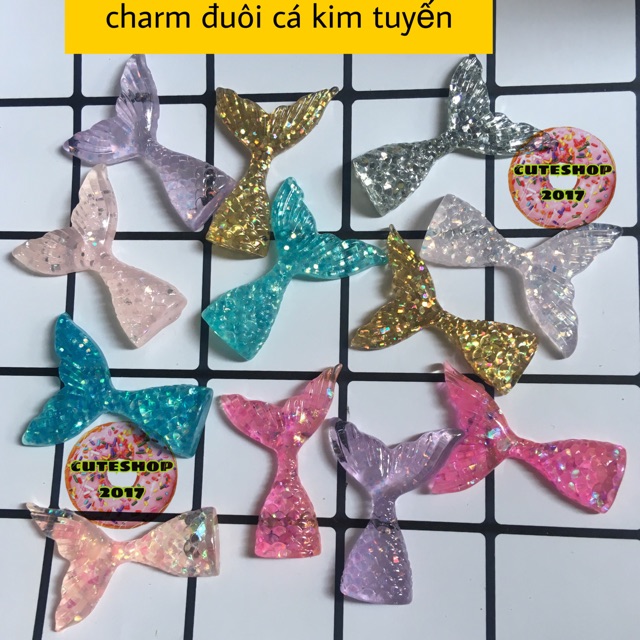 charm đuôi cá kim tuyến( màu ngẫu nhiên)
