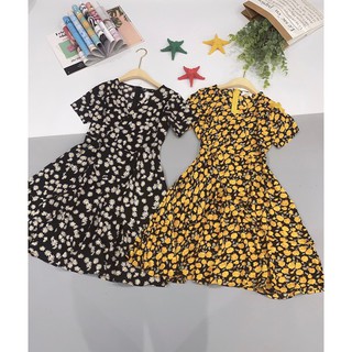 Váy hoa cổ tim xoè tầng