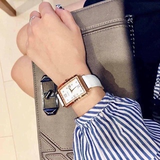 Đồng Hồ Nữ Guess mặt vuông case 28mm