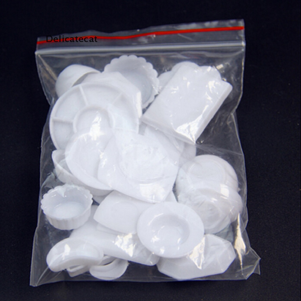 Bộ 33 dụng cụ bàn ăn bằng nhựa trang trí nhà búp bê tỉ lệ 1/ 12