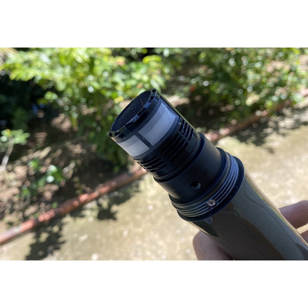 micro không dây UHF bản đen bóng có tự tắt màn hình