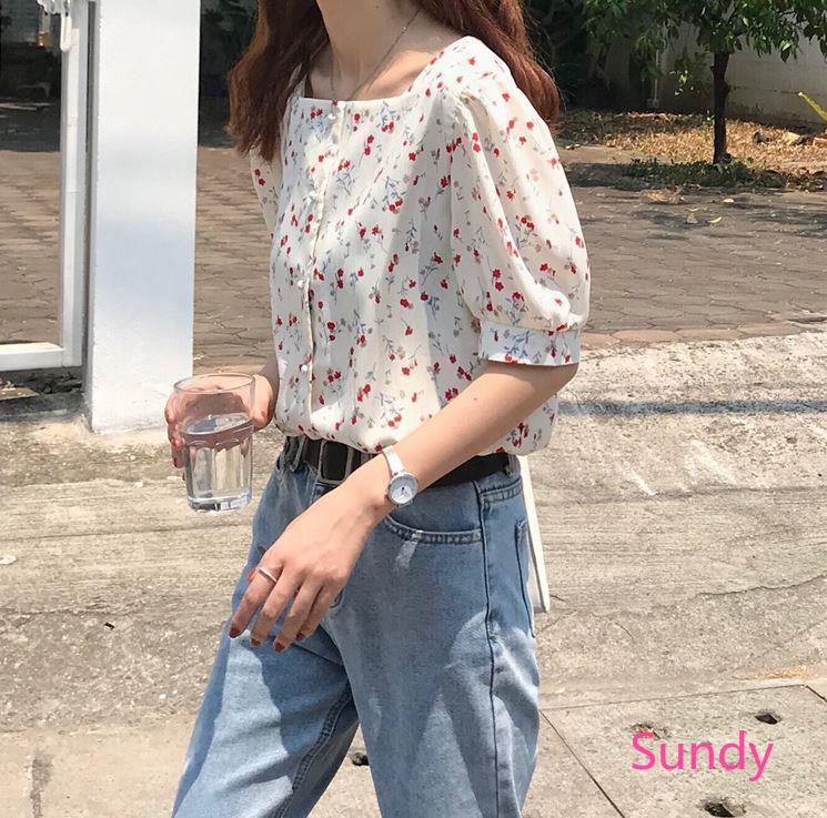 Áo Kiểu Cổ Vuông Họa Tiết Hoa Xinh Xắn Ngọt Ngào Cho Nữ