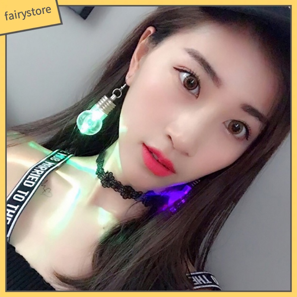 Hoa Tai Hình Bóng Đèn Led Độc Đáo