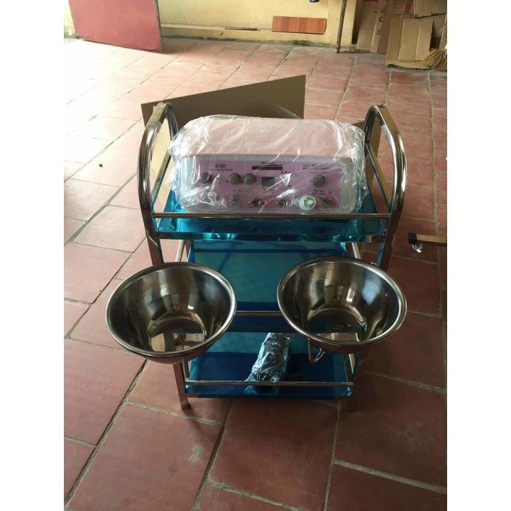 Xe đẩy inox 3 tầng có bát nước bền đẹp dùng trong spa