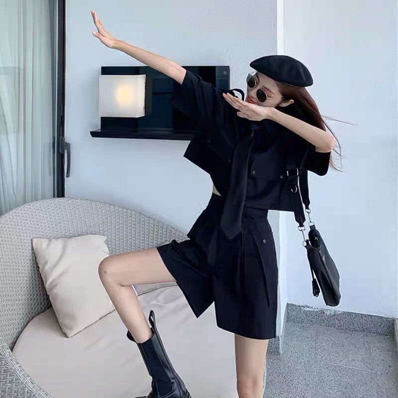 💃Bộ Áo Sơ Mi Túi Hộp Kèm Quần Short Kaki Set Đồ Nữ | BigBuy360 - bigbuy360.vn