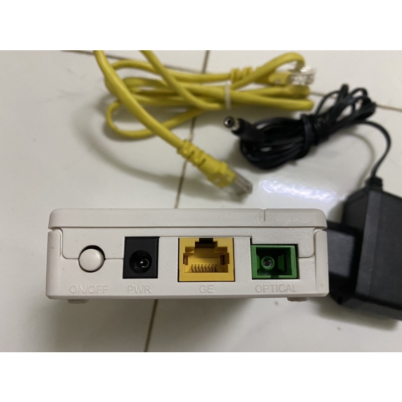 Converter FPT G-97CM gigabit qua sử dụng like new