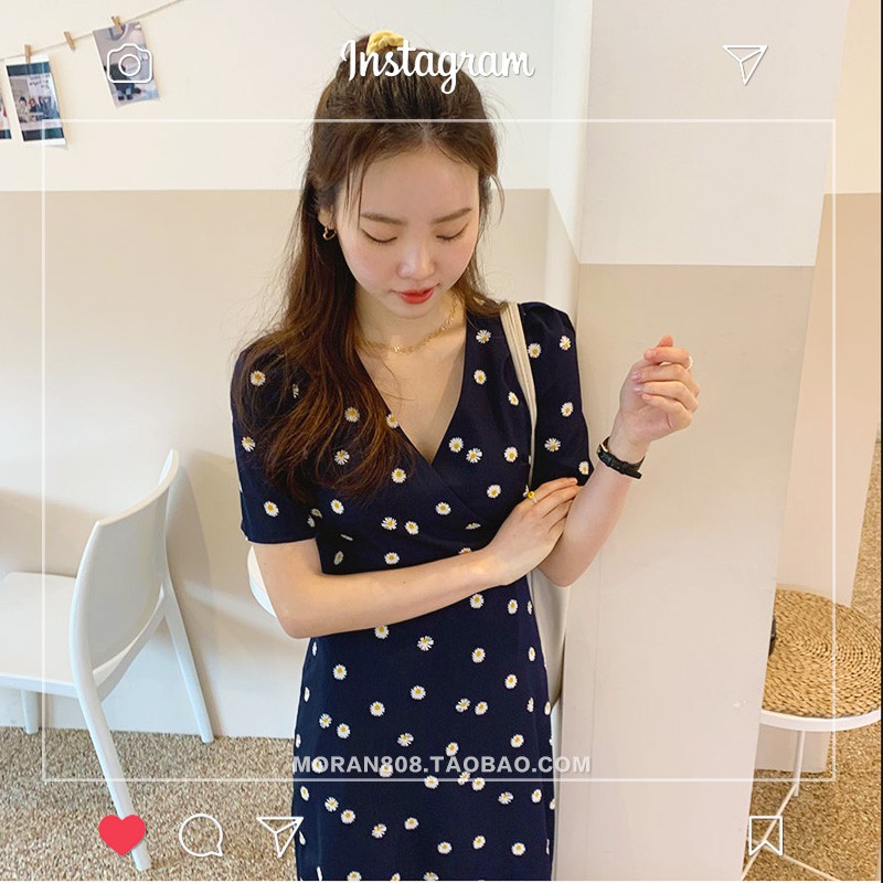 Váy hoa nhí MORAN dáng dài cổ V thắt nơ eo nhẹ nhàng sang chảnh style Hàn Quốc