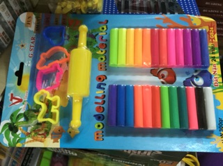 Đất nặn cho bé