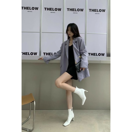 Bốt ngắn da lì mũi vuông gót dẹt khoá cạnh đen nude trắng